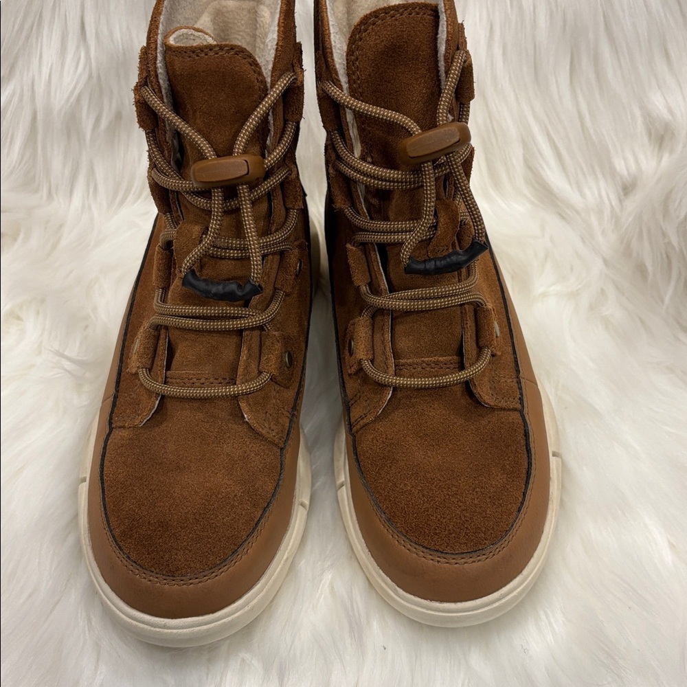 SOREL Explorer leather Winter Boots big kids 3, women’s 5. EXCELLENT CONDITION! - Picture 3 of 7